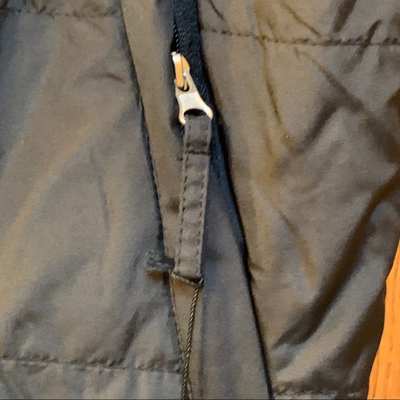 🆕  PITTSBURGH PENGUINS Black Embroidered Vest - Picture 10 of 13